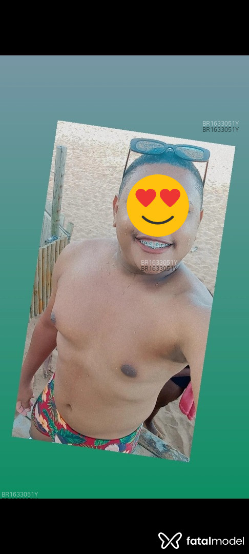 Acompanhante homem morena (o) de olhos pretos em Serra Acompanhante homem morena (o) de olhos pretos em Serra - Lopez