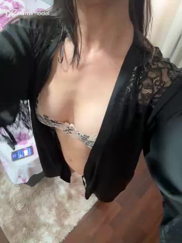 Acompanhante mulher morena (o) de olhos mel - Nicolle Rossi