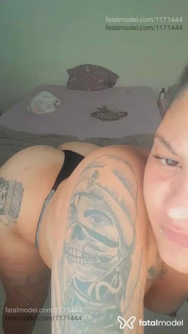 Acompanhante mulher morena (o) de olhos castanhos em Cascavel Acompanhante mulher morena (o) de olhos castanhos em Cascavel - Jasmin