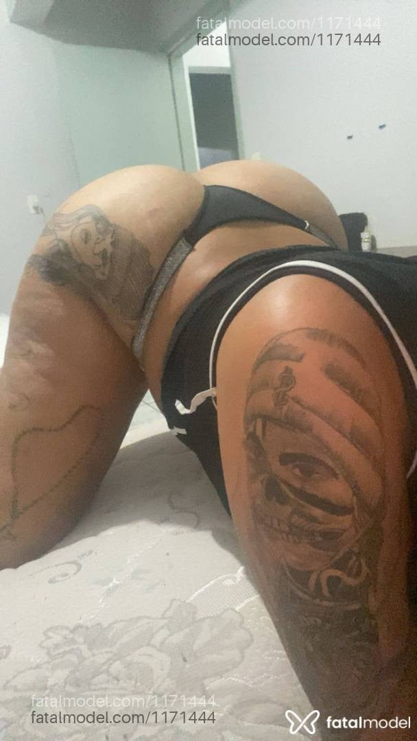 Acompanhante mulher morena (o) de olhos castanhos em Cascavel Acompanhante mulher morena (o) de olhos castanhos em Cascavel - Jasmin