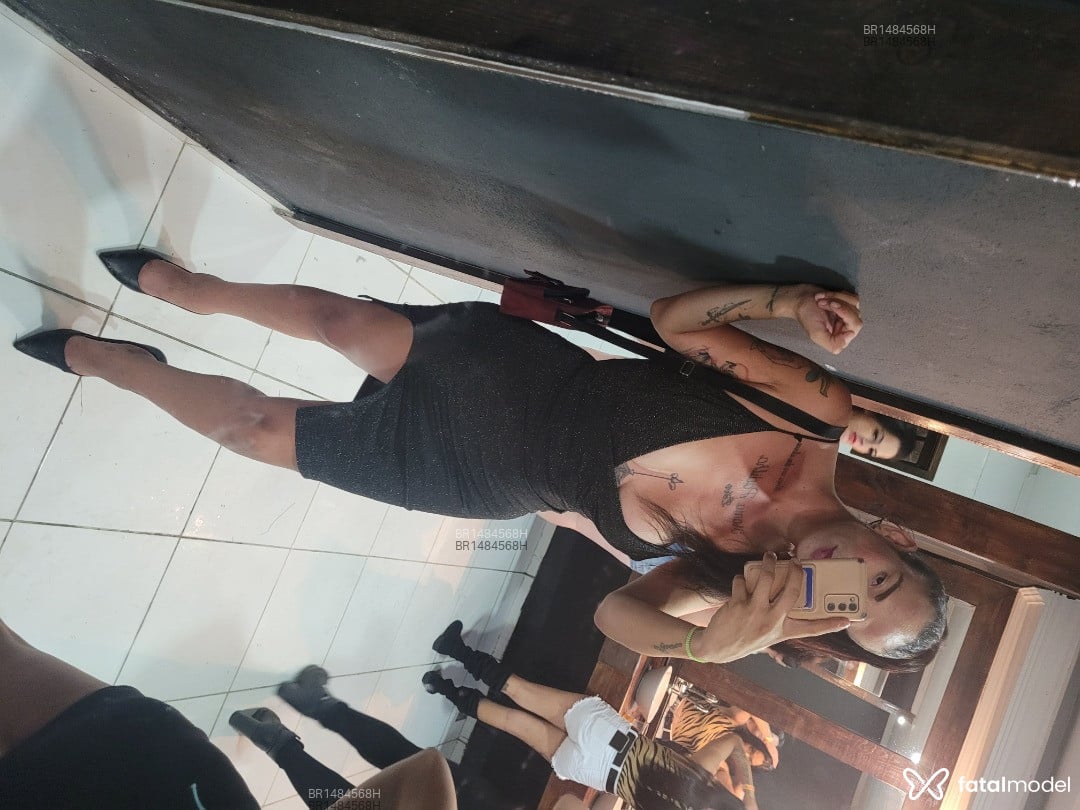 Acompanhante travesti morena (o) de olhos castanhos em Caraguatatuba - Monique Yozze
