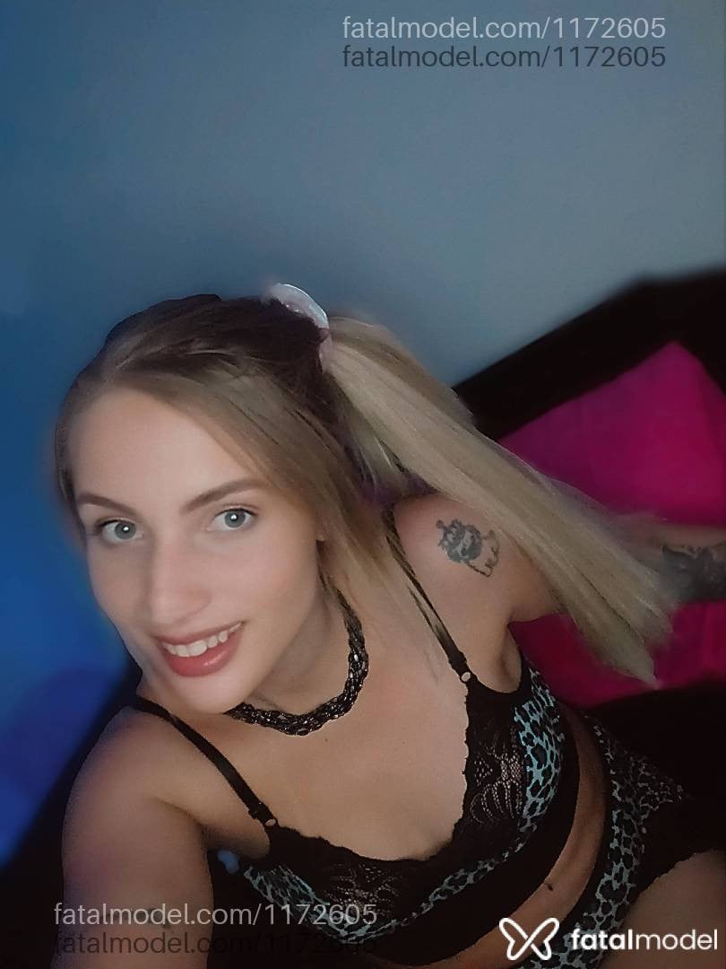 Acompanhante mulher loira (o) de olhos azuis em São Paulo Acompanhante mulher loira (o) de olhos azuis em São Paulo - Sophia
