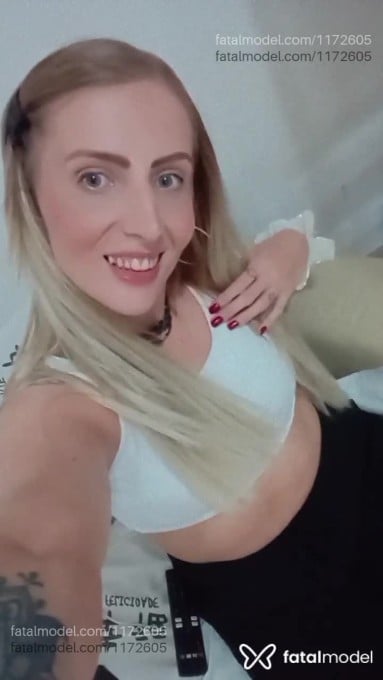Acompanhante mulher loira (o) de olhos azuis em São Paulo Acompanhante mulher loira (o) de olhos azuis em São Paulo - Sophia