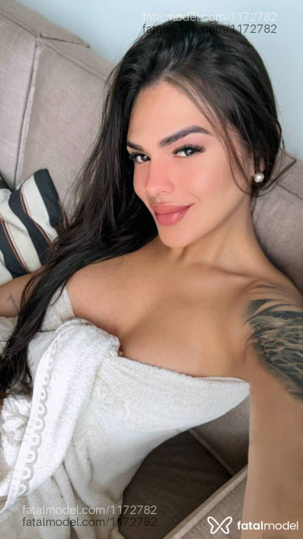 Acompanhante mulher trans morena (o) de olhos pretos em Goiânia - Angellina