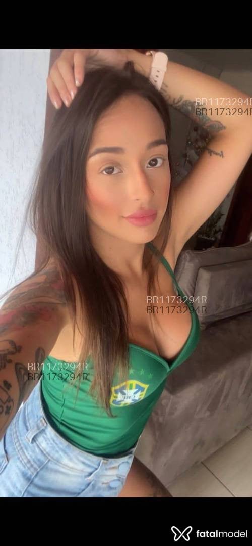 Acompanhante mulher morena (o) de olhos castanhos em Balneário Camboriú - Jessie Nix