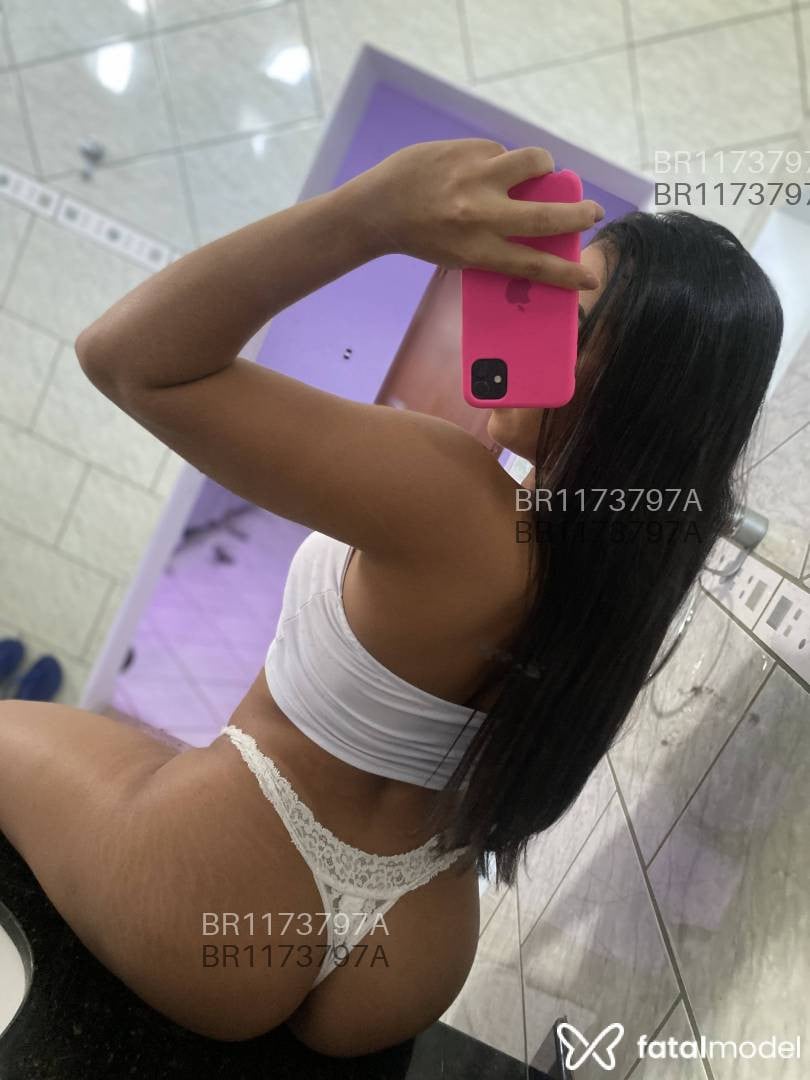 Acompanhante mulher morena (o) de olhos castanhos em Goiânia Acompanhante mulher morena (o) de olhos castanhos em Goiânia - Jessyca Helena