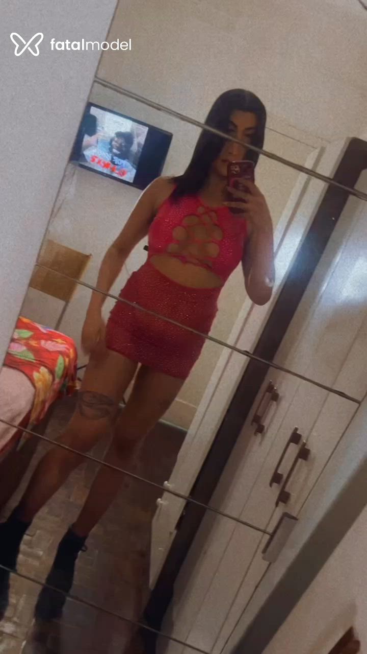 Acompanhante mulher trans com cabelo castanho de olhos castanhos - Livya castro