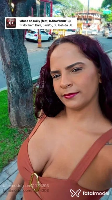 Acompanhante mulher com cabelo castanho de olhos castanhos em São João Del Rei Acompanhante mulher com cabelo castanho de olhos castanhos em São João Del Rei - Nicolle Moretti