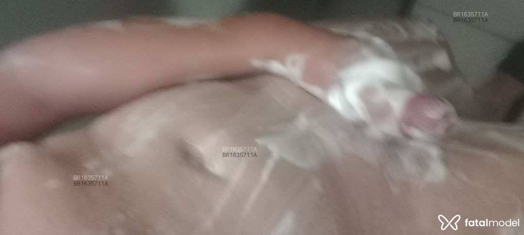 Acompanhante homem com cabelo castanho de olhos castanhos em Virtual - Estevão
