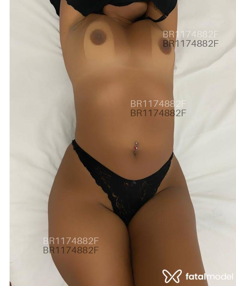 Acompanhante mulher morena (o) de olhos castanhos em Feira de Santana - Flávia
