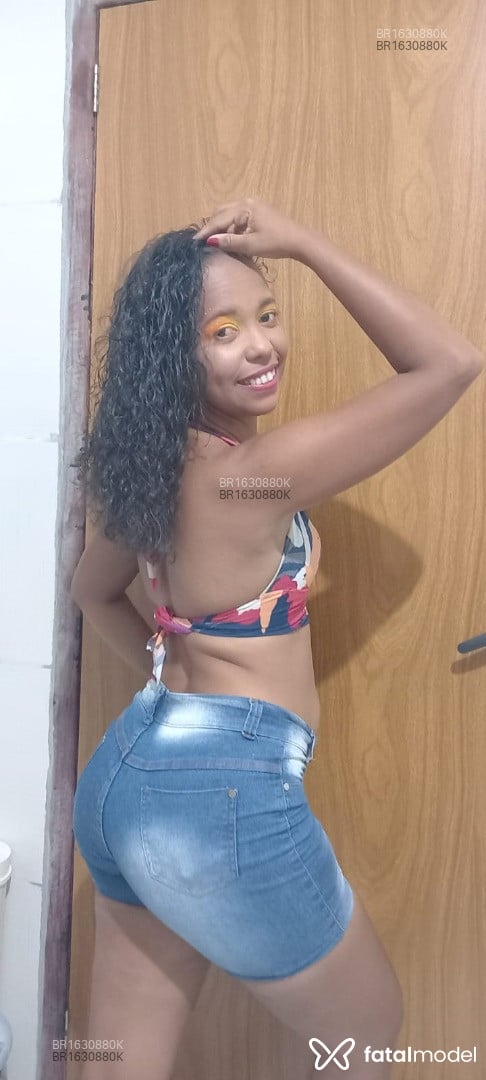 Acompanhante mulher morena (o) de olhos pretos em Cabo de Santo Agostinho - Raquel Silva