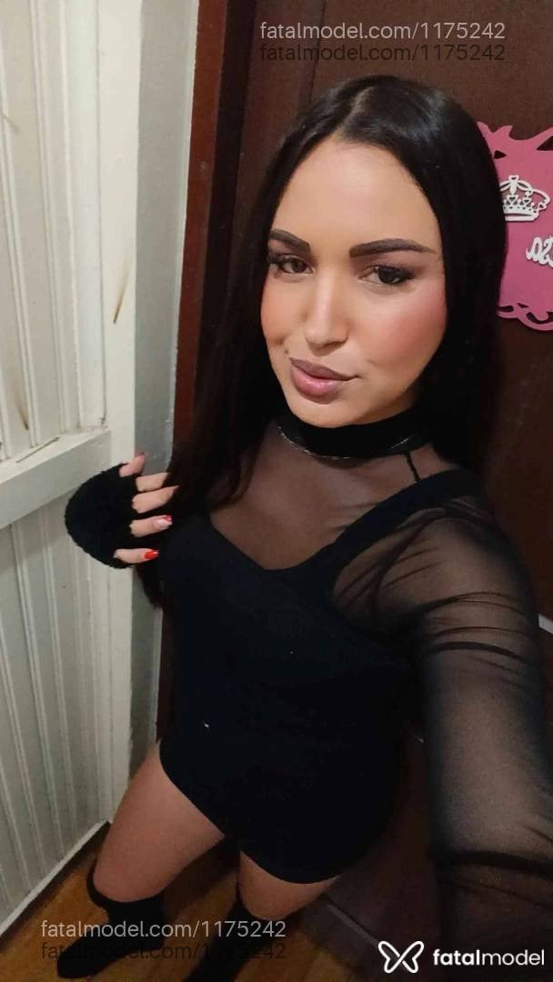 Acompanhante mulher trans com cabelo castanho de olhos castanhos em Videira - Djhuly kim