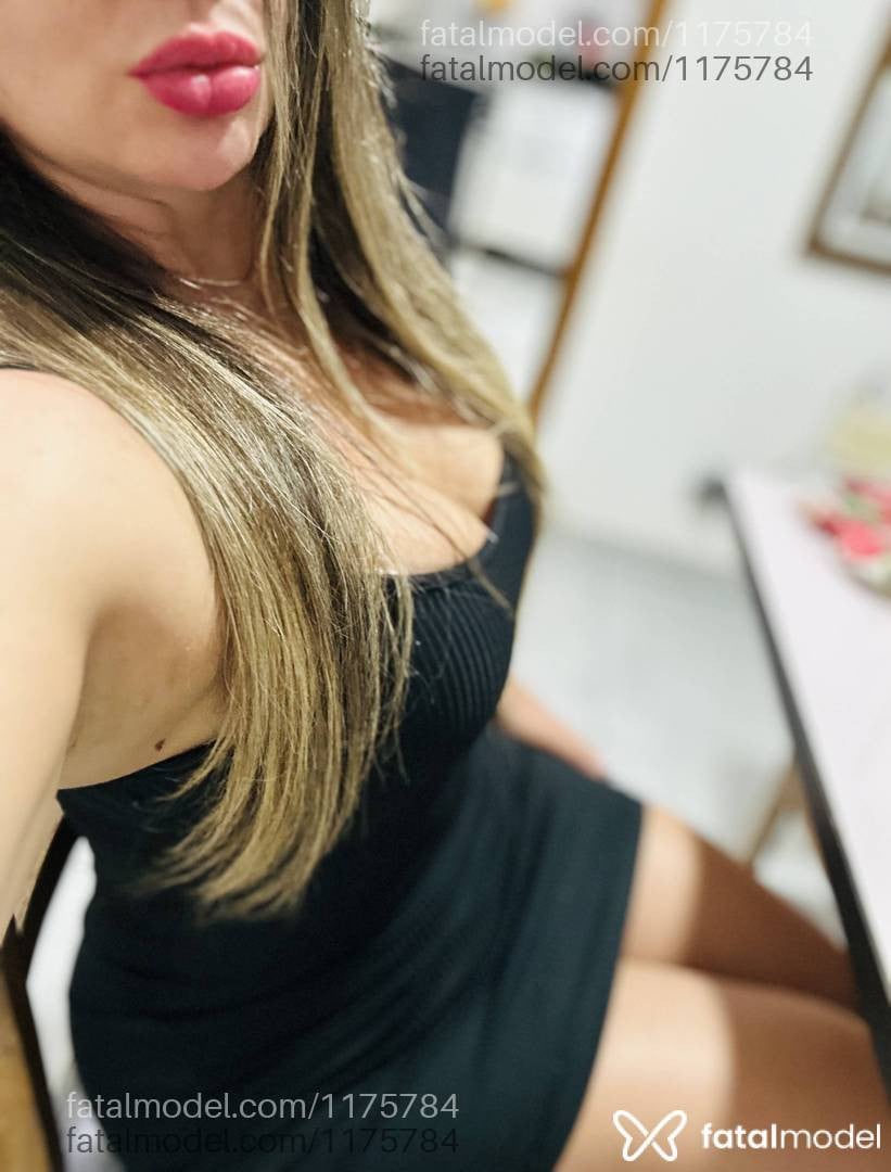 Acompanhante mulher loira (o) de olhos castanhos em Toledo - Kelly Vargas