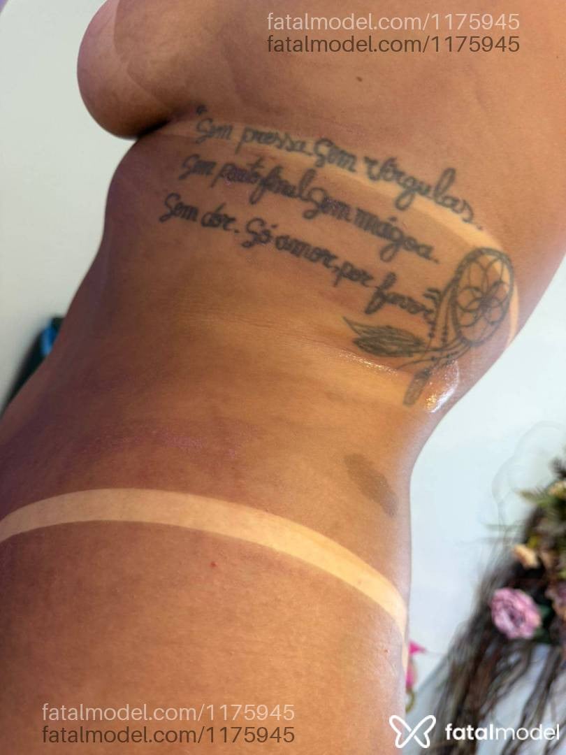 Acompanhante mulher morena (o) de olhos castanhos em Porto Alegre - ágata