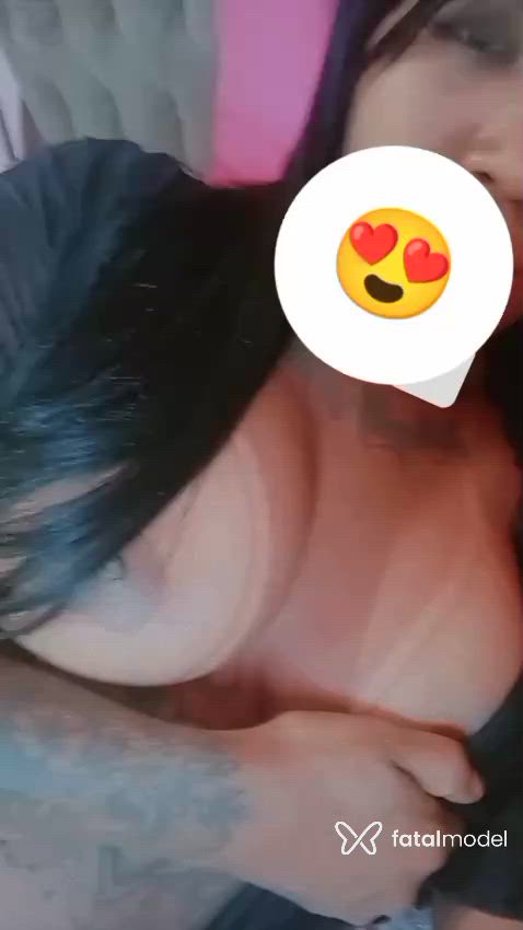 Acompanhante mulher morena (o) de olhos castanhos - Morena