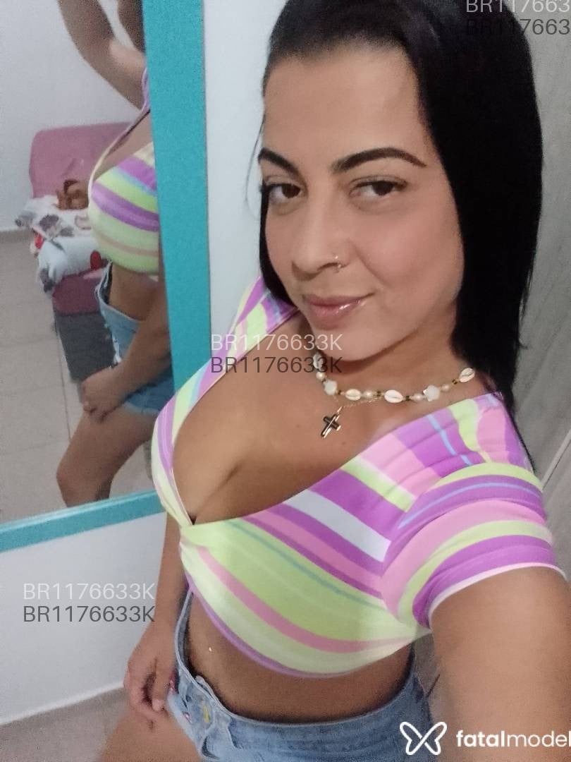 Acompanhante mulher com cabelo castanho de olhos castanhos em Cachoeiro de Itapemirim - Bárbara Ferrari
