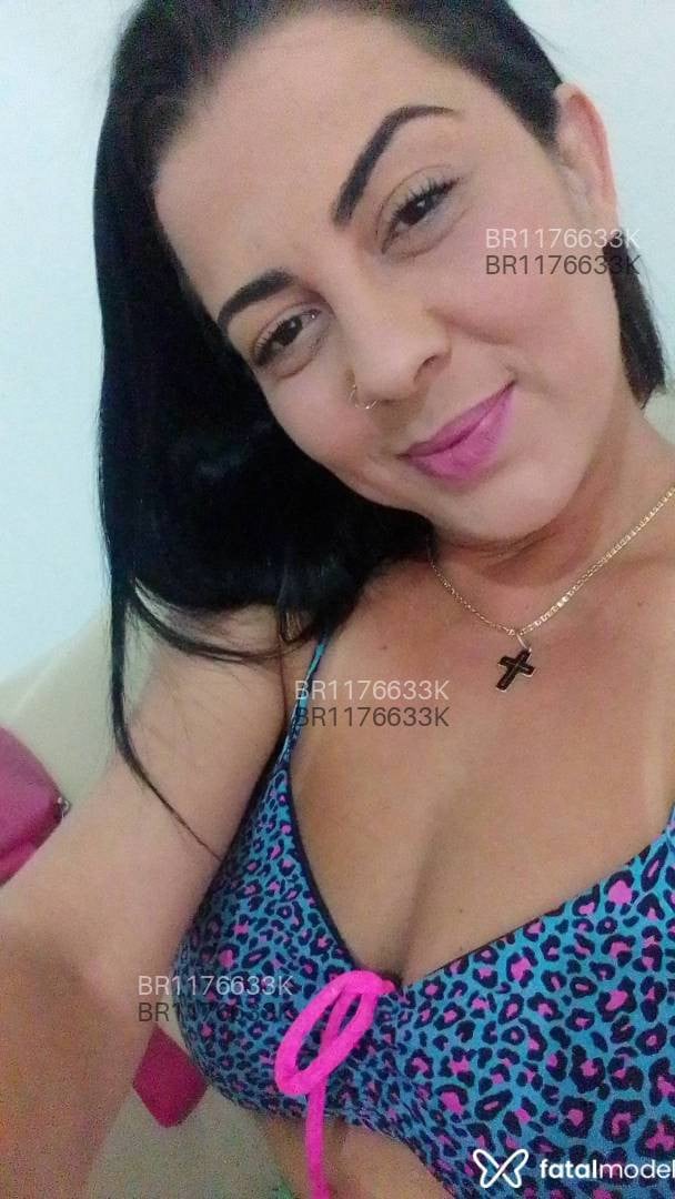 Acompanhante mulher com cabelo castanho de olhos castanhos em Cachoeiro de Itapemirim - Bárbara Ferrari