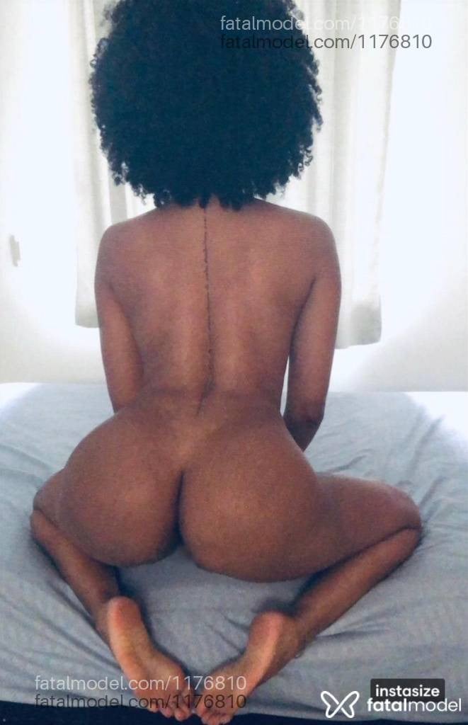 Acompanhante mulher com cabelo castanho de olhos castanhos em Rio das Ostras - Rafaéla
