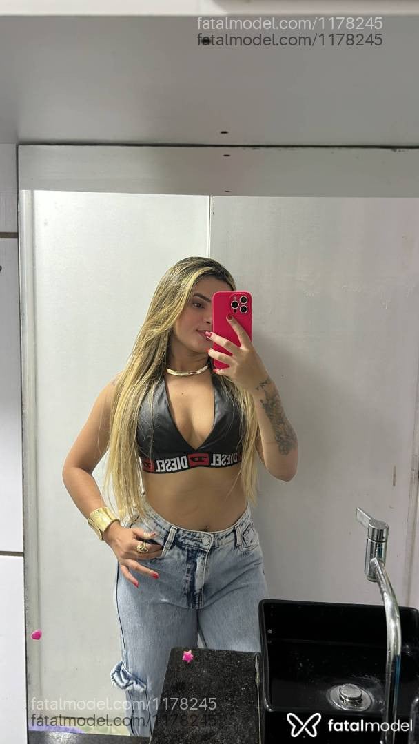 Acompanhante mulher loira (o) de olhos castanhos em Marabá - Melissa