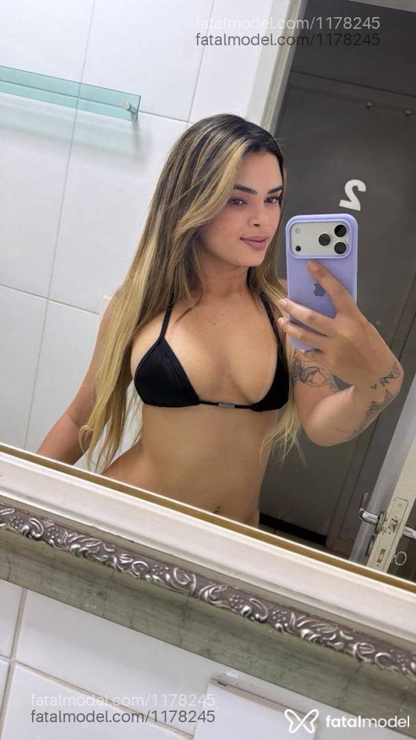 Acompanhante mulher loira (o) de olhos castanhos em Marabá - Melissa