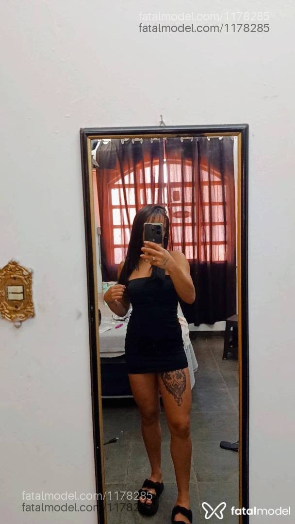 Acompanhante mulher morena (o) de olhos castanhos - Julia Santos