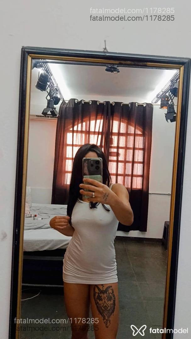 Acompanhante mulher morena (o) de olhos castanhos - Julia Santos