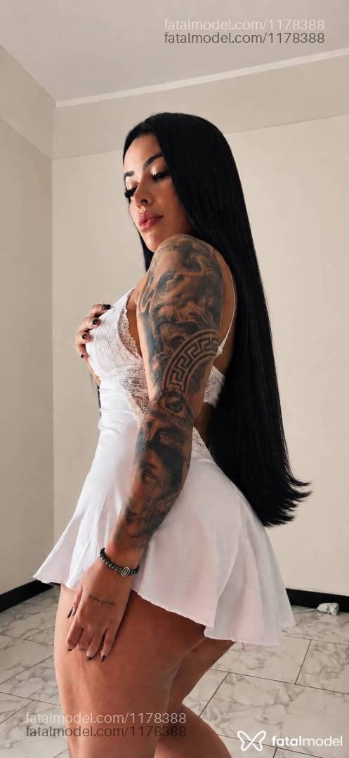 Acompanhante mulher morena (o) de olhos mel - Cybele Picolle