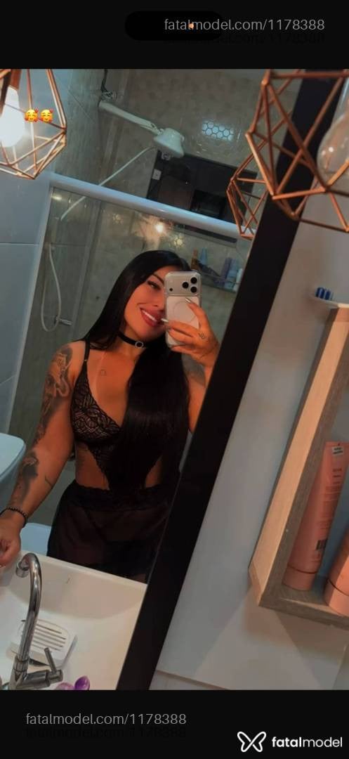 Acompanhante mulher morena (o) de olhos mel - Cybele Picolle