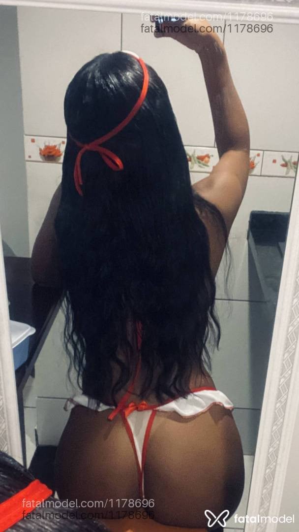 Acompanhante mulher morena (o) de olhos castanhos em Saquarema Acompanhante mulher morena (o) de olhos castanhos em Saquarema - Lívia