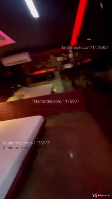 Acompanhante mulher com cabelo castanho de olhos castanhos em São Paulo Acompanhante mulher com cabelo castanho de olhos castanhos em São Paulo - Jessica Caprini