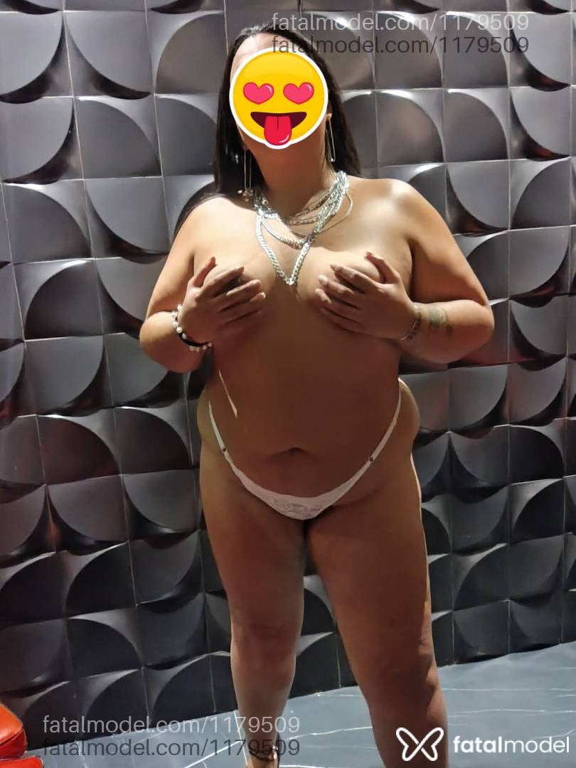 Acompanhante mulher morena (o) de olhos pretos em Taubaté Acompanhante mulher morena (o) de olhos pretos em Taubaté - Melissa