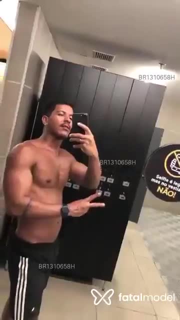 Acompanhante homem morena (o) de olhos castanhos em Aracaju - Alvaro Baiano