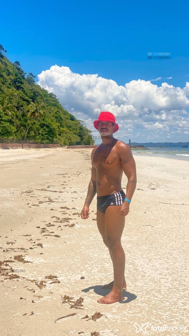 Acompanhante homem morena (o) de olhos castanhos em Aracaju - Alvaro Baiano