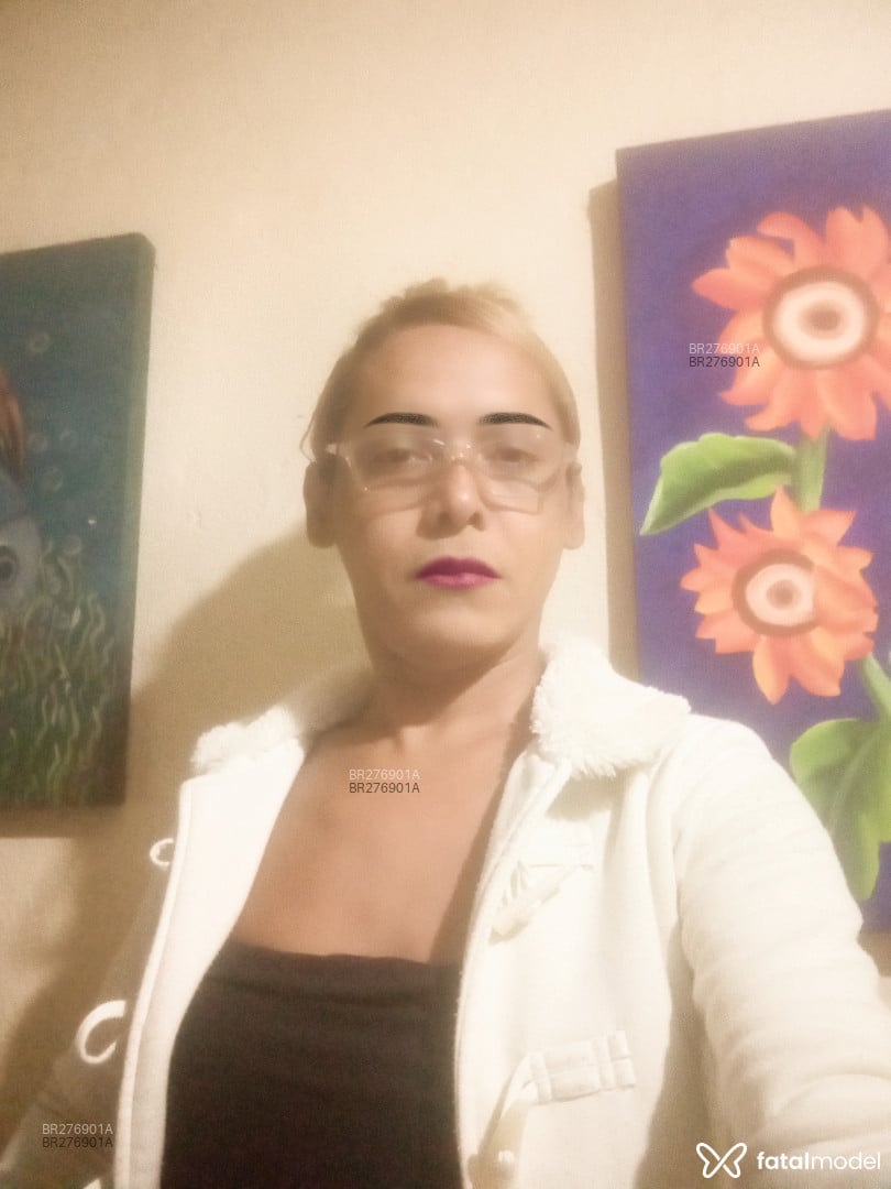Acompanhante travesti loira (o) de olhos castanhos em Santos - Debora Halley