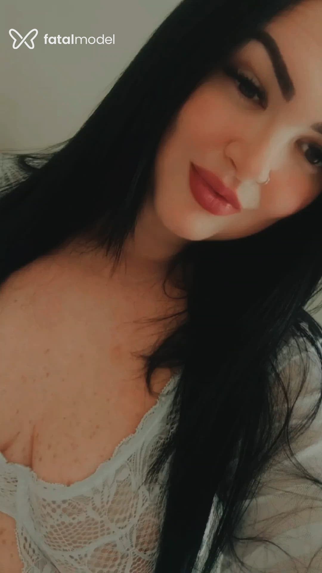 Acompanhante mulher morena (o) de olhos castanhos - Nayara Safira