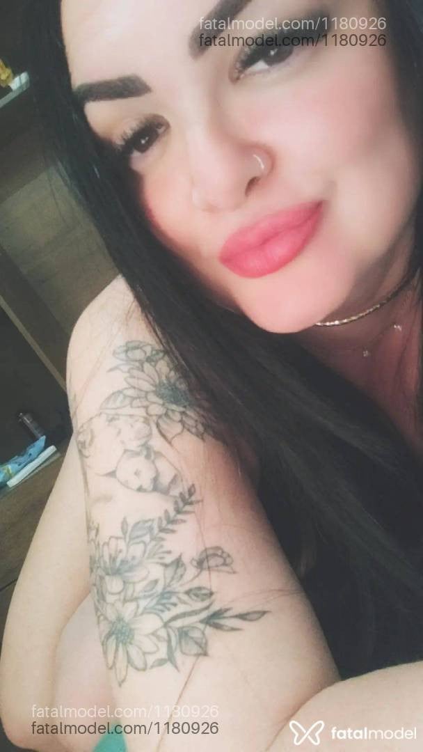 Acompanhante mulher morena (o) de olhos castanhos - Nayara Safira