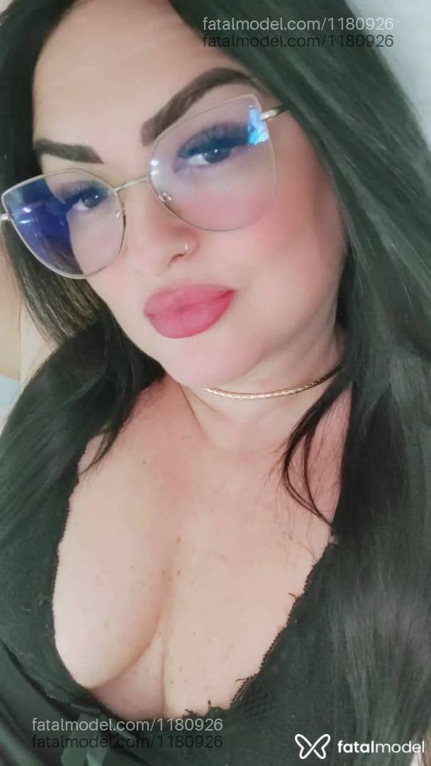 Acompanhante mulher morena (o) de olhos castanhos - Nayara Safira