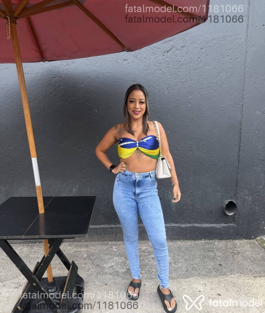Acompanhante mulher loira (o) de olhos verdes em Osasco Acompanhante mulher loira (o) de olhos verdes em Osasco - Thamy Reis
