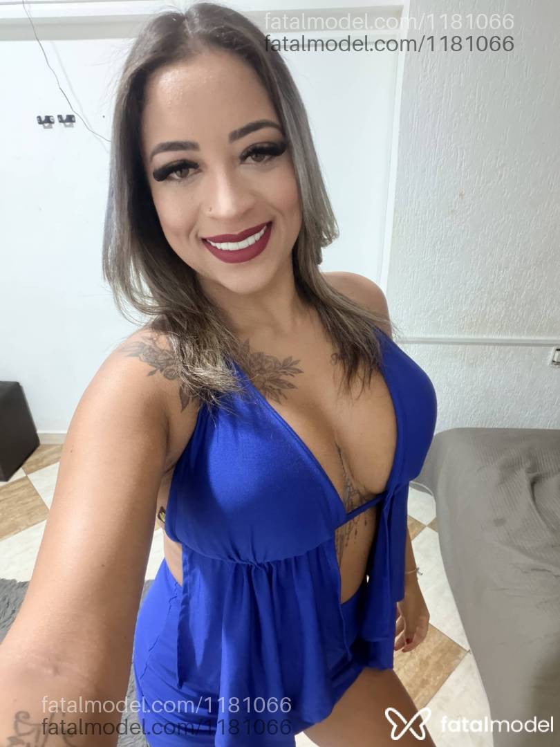 Acompanhante mulher loira (o) de olhos verdes - Thamy Reis
