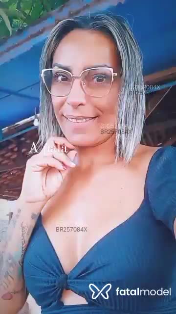 Acompanhante mulher loira (o) de olhos castanhos em Rolim de Moura Acompanhante mulher loira (o) de olhos castanhos em Rolim de Moura - Maluh