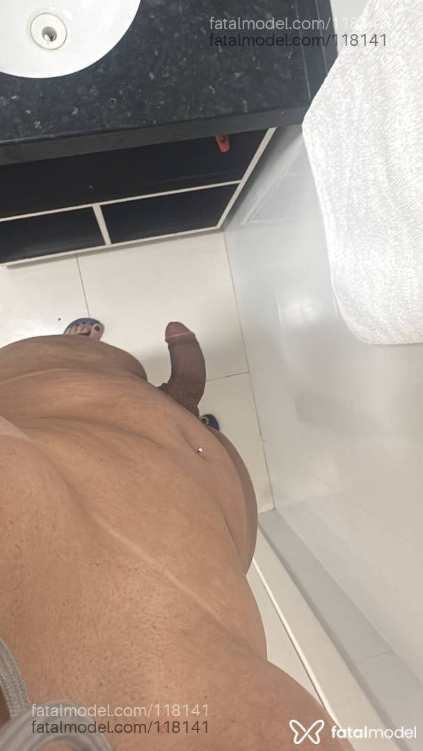 Acompanhante travesti morena (o) de olhos pretos em Cascavel - BYanka Rafaella