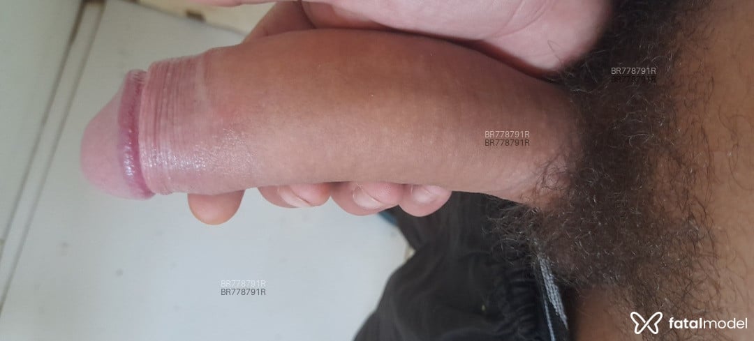 Acompanhante homem com cabelo castanho de olhos castanhos em Guarapuava - Saulo