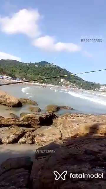Acompanhante homem morena (o) de olhos castanhos em Ubatuba - Prado