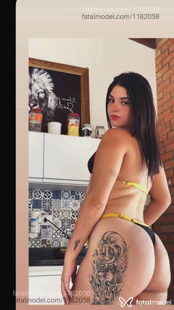 Acompanhante mulher morena (o) de olhos castanhos - Luara