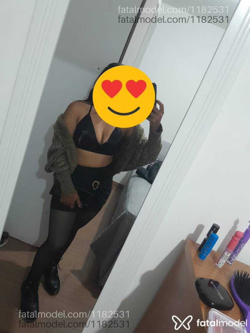 Acompanhante mulher morena (o) de olhos castanhos em Juiz de Fora - Larissa