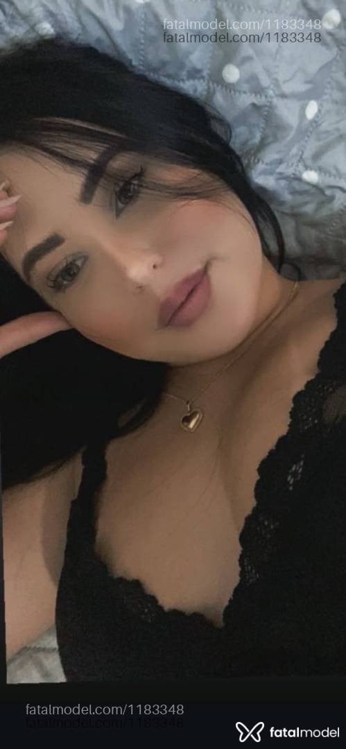Acompanhante mulher morena (o) de olhos mel em Brasília - Clara Lopez