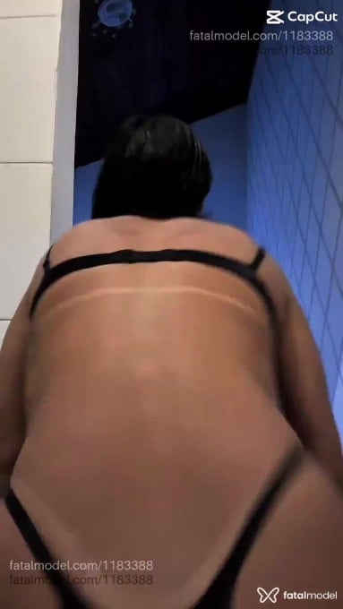 Acompanhante mulher morena (o) de olhos castanhos - Zuri Medeiros Acompanhante mulher morena (o) de olhos castanhos - Zuri Medeiros