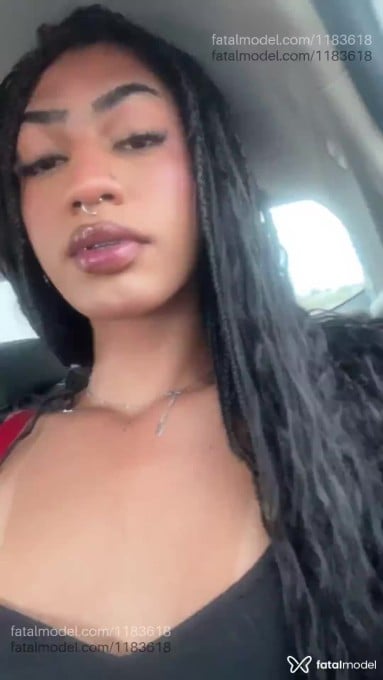 Acompanhante mulher trans morena (o) de olhos castanhos em Sorriso - Hadassa