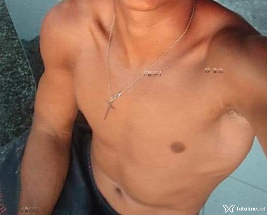 Acompanhante homem morena (o) de olhos castanhos em Salvador - Kauan