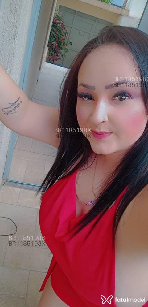 Acompanhante mulher morena (o) de olhos castanhos em Itapira Acompanhante mulher morena (o) de olhos castanhos em Itapira - Emanuele